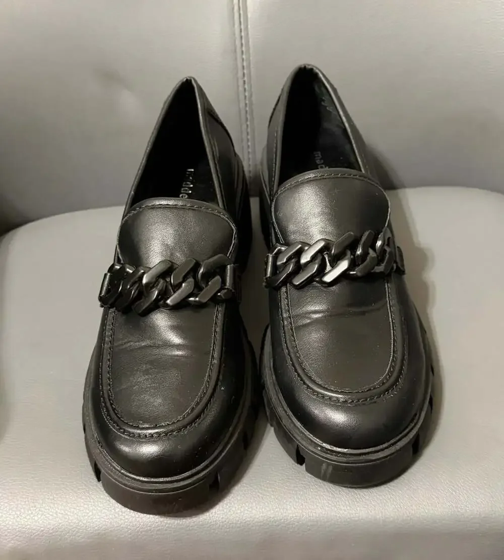 Madden Girl Hoxton Chain Chunky Lug Sole Loafers Black 9.5 Slip-On